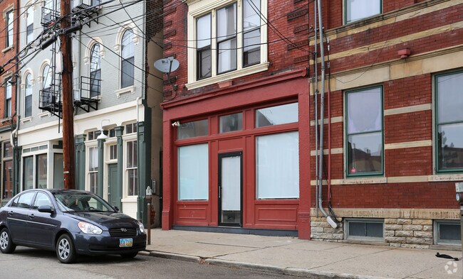 Building Photo - 1412 Walnut St