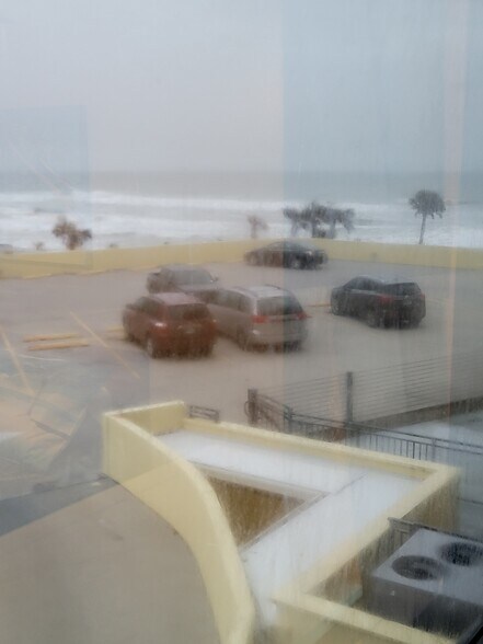 Building Photo - 1909 S Atlantic Ave