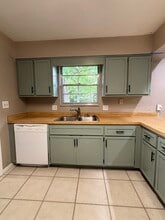 Building Photo - 11070 NW 60th Dr