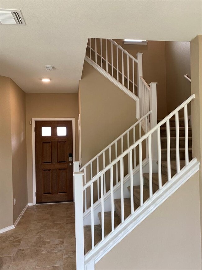 Building Photo - 1729 Arial Dr