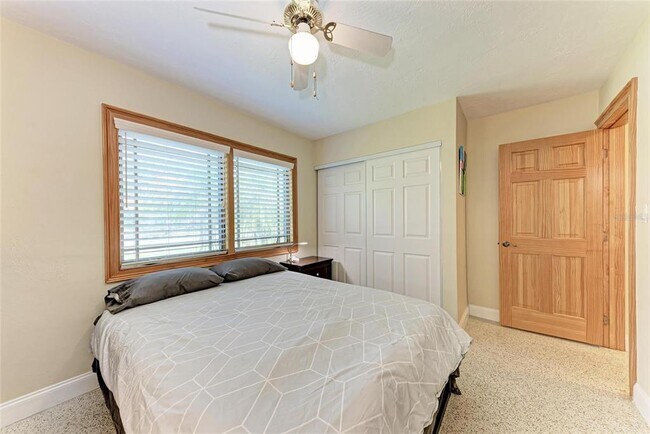 Building Photo - 27192 San Marino Dr
