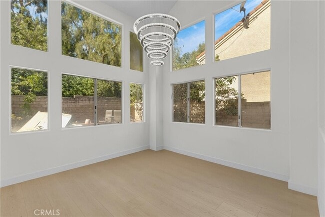 Building Photo - 23234 Valerio St