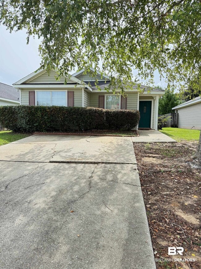 Building Photo - 406 Belle Chase Ct N