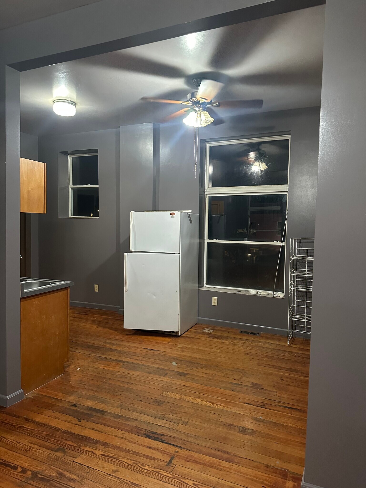 Building Photo - 998 IL-96