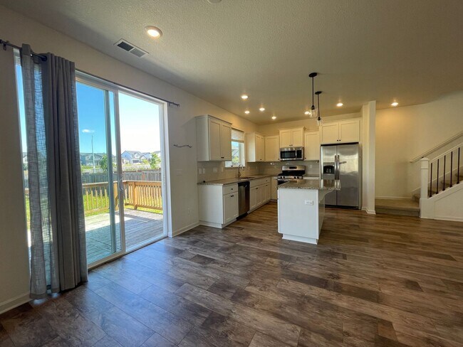 Building Photo - 4Bd/2.5Ba Gresham Home ~ Community Playgro...