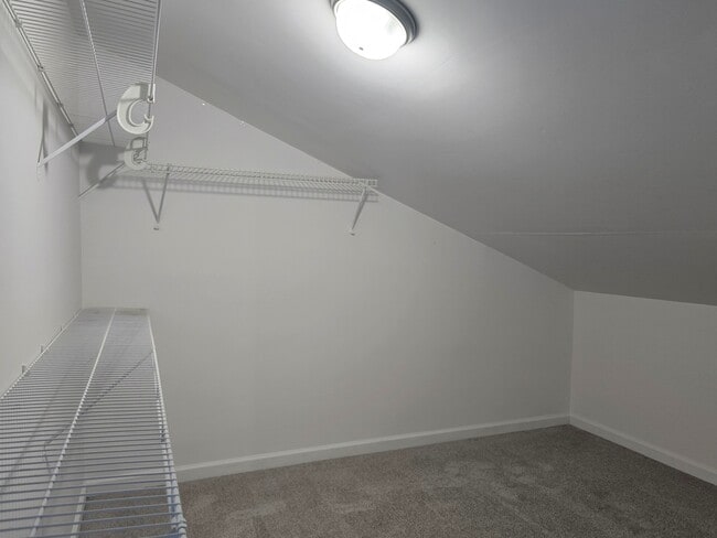 Building Photo - 1429 Stovall St