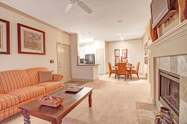 Building Photo - Rancho Belago