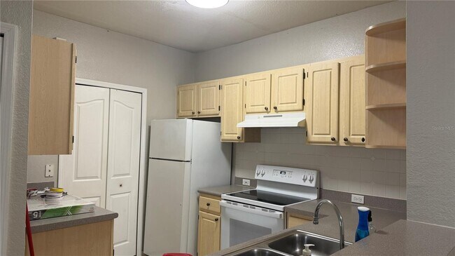 Building Photo - 2651 Maitland Crossing Way