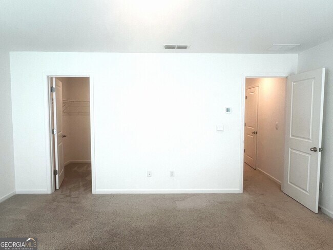 Building Photo - 205 Bald Ave
