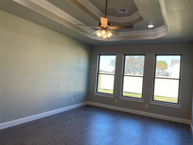 Building Photo - 10440 Dominion Ranch Dr