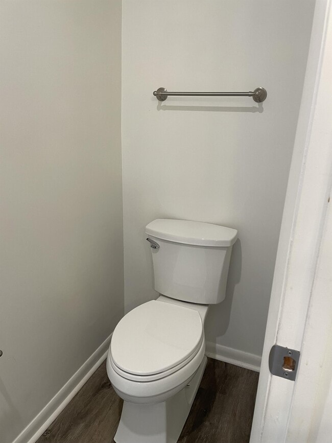 Building Photo - 161 Harvest Dr