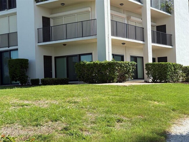 Building Photo - 306 Mariner Dr