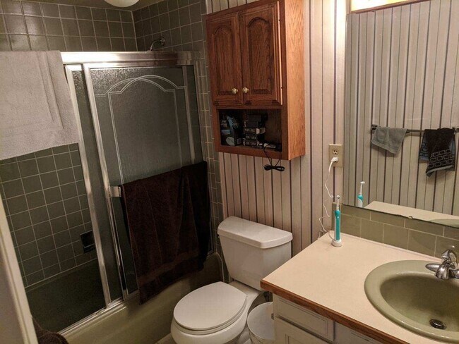 Building Photo - Spacious 3B/2B Home in Boulder