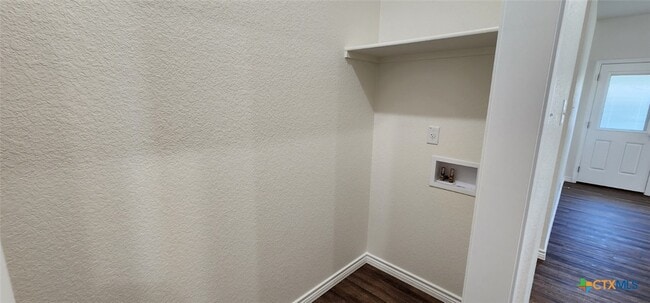 Building Photo - 1108 Carlsberg Dr