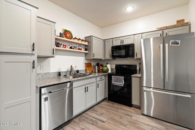 Building Photo - 2259 W Harmont Dr