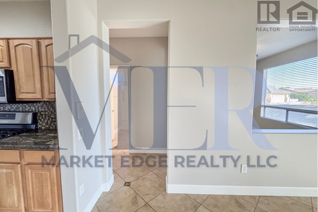 Building Photo - 2Bed/2Bath House in North Surprise! $199 MOVE-IN SPECIAL! Ready for Immediate Move-In!