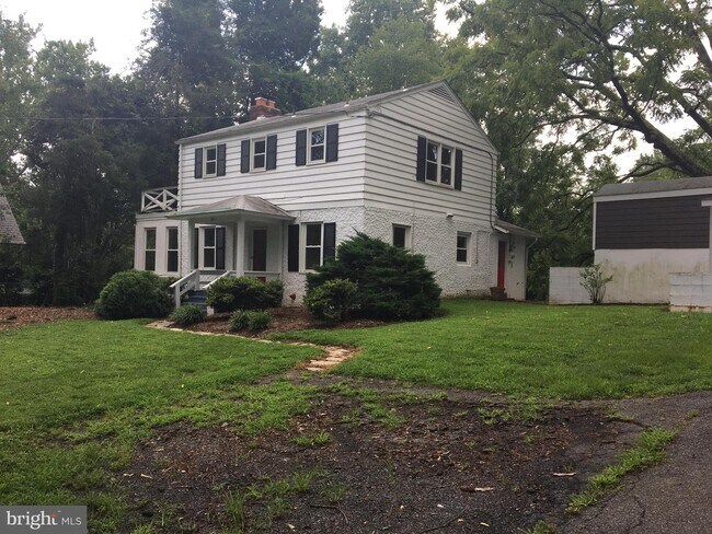 Building Photo - 881 Dolley Madison Blvd
