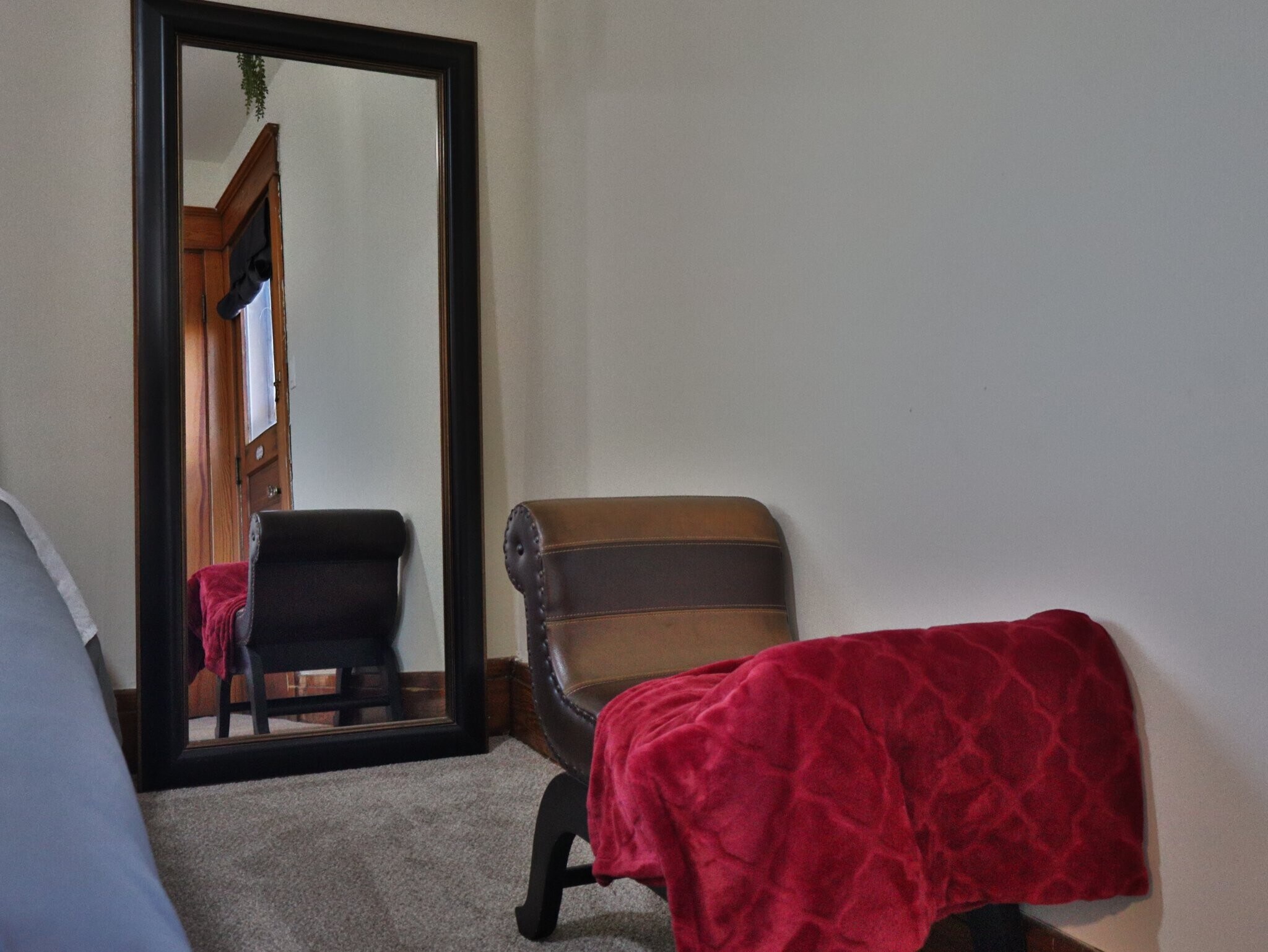 Building Photo - 40 Vincent Ave