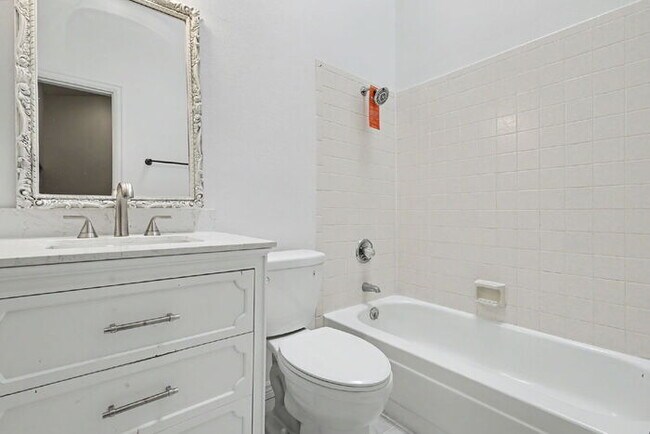Building Photo - Move-In Ready 3-Bedroom Home with Modern Finishes Just Minutes from Fort Carson