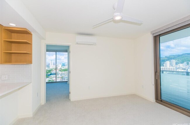 Building Photo - 1388 Kapiolani Blvd