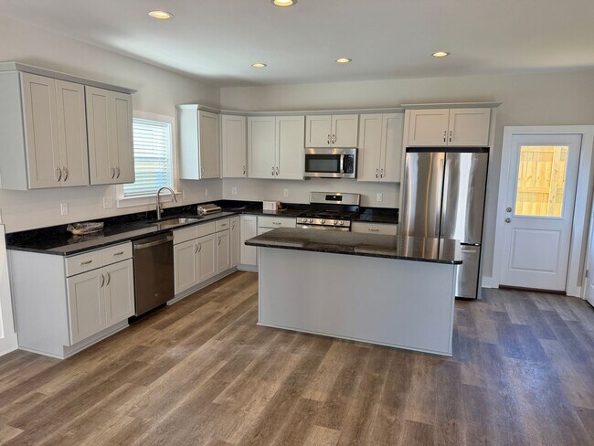 Building Photo - New Construction Rental Available 4/1