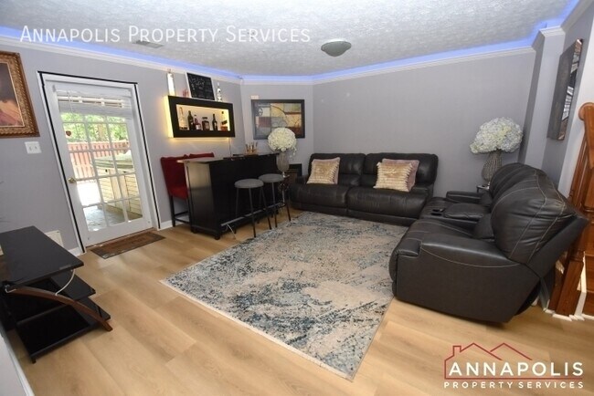 Building Photo - 2711 Summers Ridge Dr