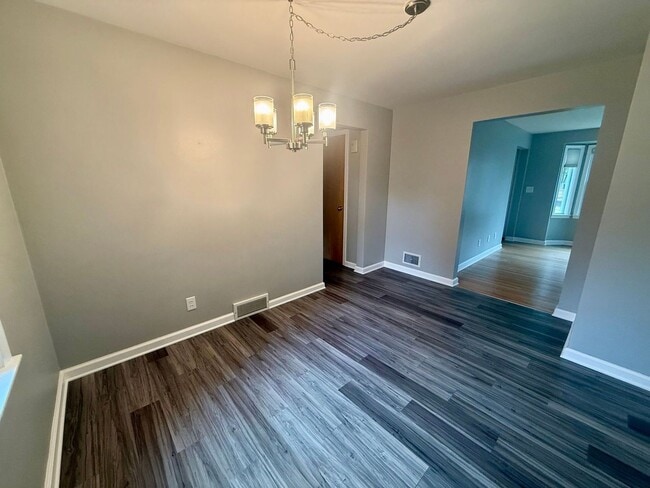 Building Photo - 3 Bed 1 Bath Single Family Home in Wausau