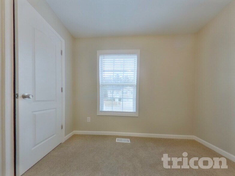 Building Photo - 157 Millwheel Dr