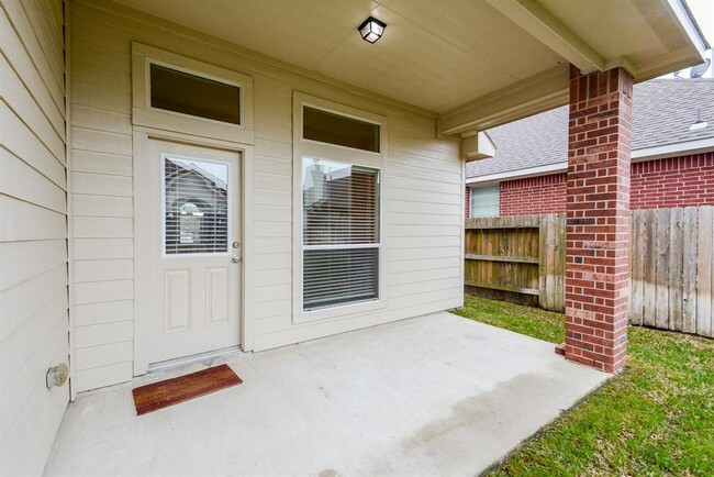 Building Photo - 10030 Arcadian Spgs Ln