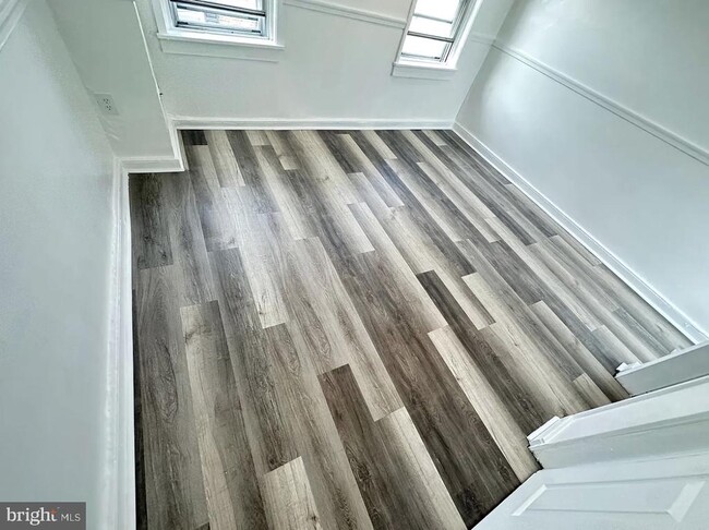 Building Photo - 2663 Webb St