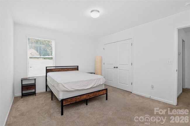 Building Photo - 2038 Eddie Massey Ln
