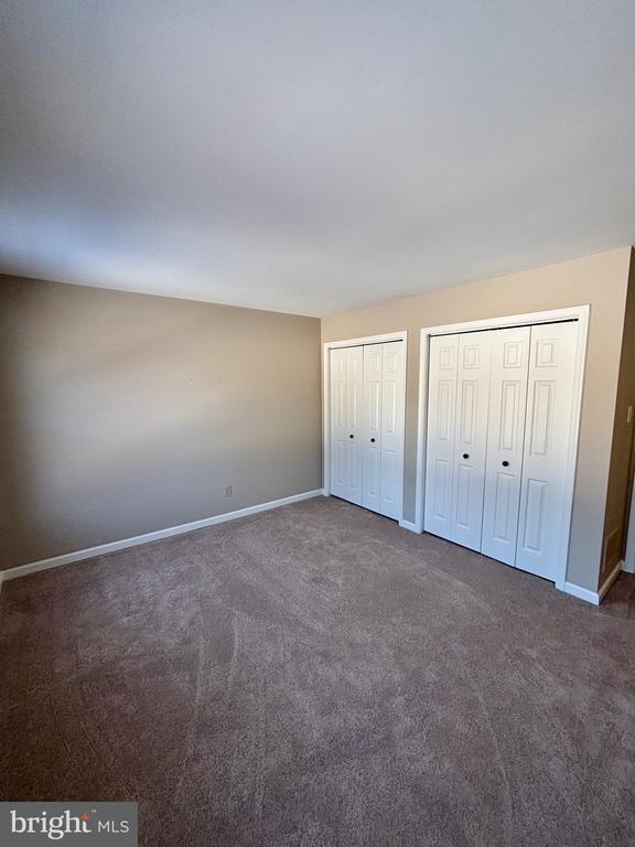 Building Photo - 15 Highgate Ln