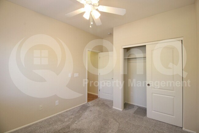 Building Photo - 16803 N 50th Way