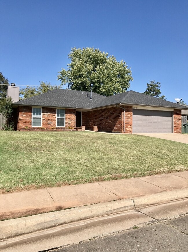 Available Now! Wonderful Edmond Rental 2801 Fairfield Dr Edmond OK