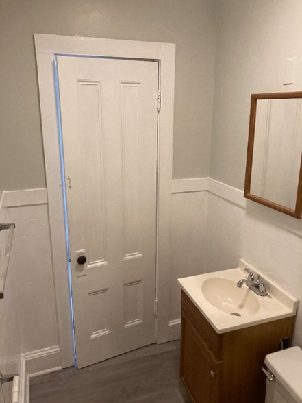 Building Photo - 23 Park Pl