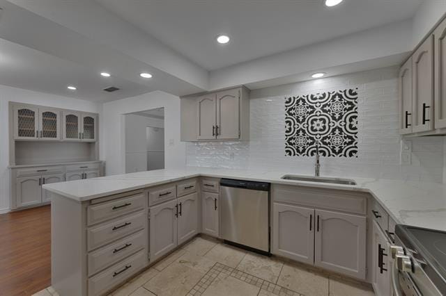 Building Photo - 6404 N Park Dr