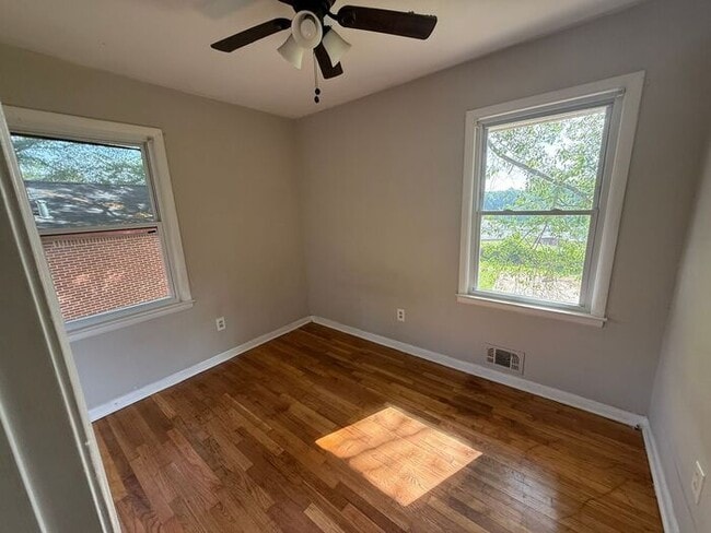 Building Photo - Charming 4-Bedroom Home in Forest Park, GA – Recently Renovated!