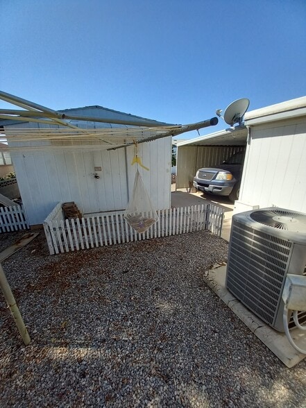 Building Photo - 2063 S Coyote Ave