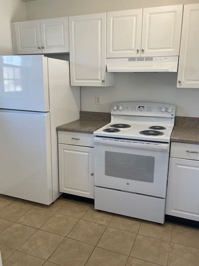 Building Photo - FOR RENT - VIRGINIA BEACH / GREAT NECK RD