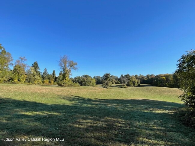 Building Photo - 416 Hapeman Hill Rd