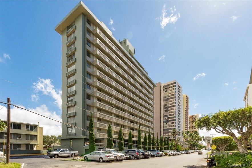 Building Photo - 2648 Kuilei St