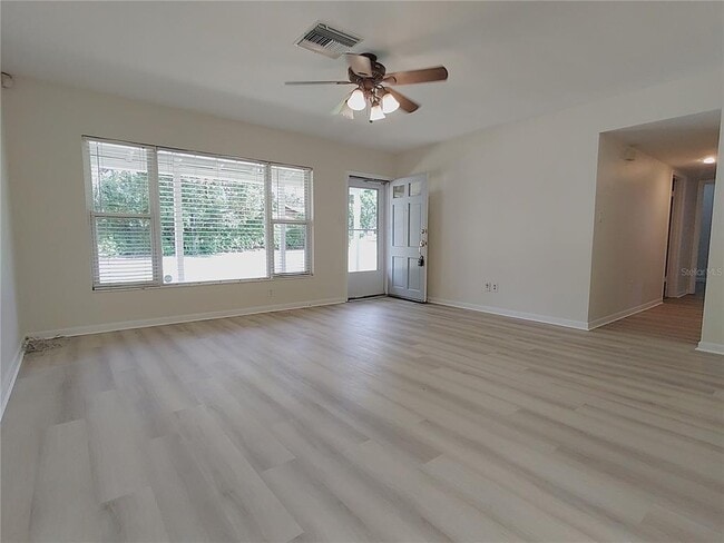 Building Photo - 516 Ellsworth St