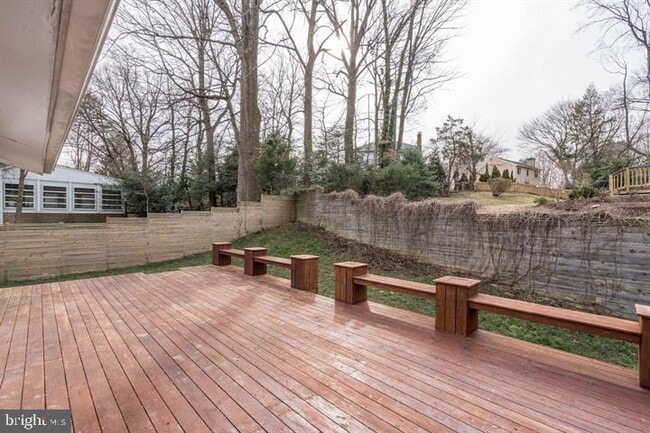 Building Photo - 1700 Pebble Beach Dr