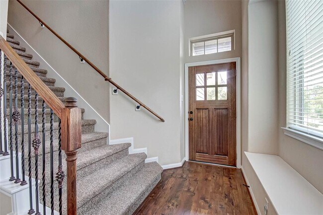 Building Photo - 26 Cheswood Manor Drive