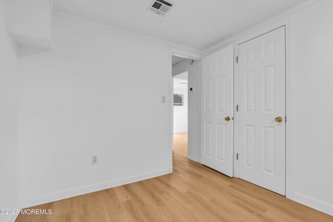 Building Photo - 1632 Farragut Ave