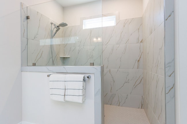 Building Photo - 339 Parkland Dr