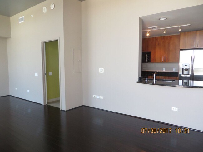 Building Photo - 200 W Sahara Ave