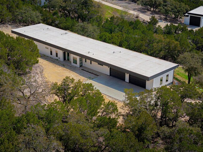 Building Photo - 9400 Ranchland Hills Blvd