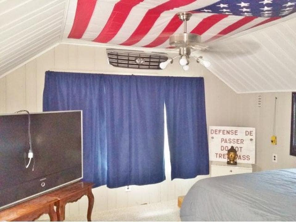 Building Photo - 951 18th Ave SE