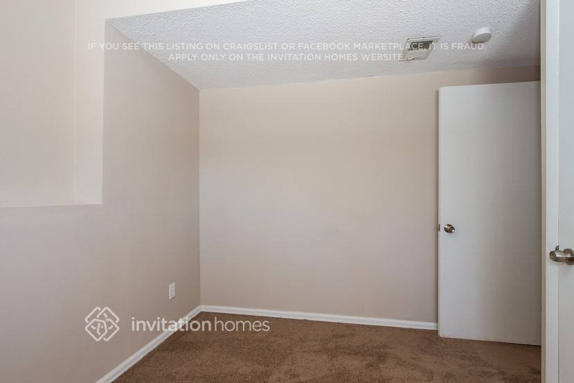 Building Photo - 4406 S Biscay Way